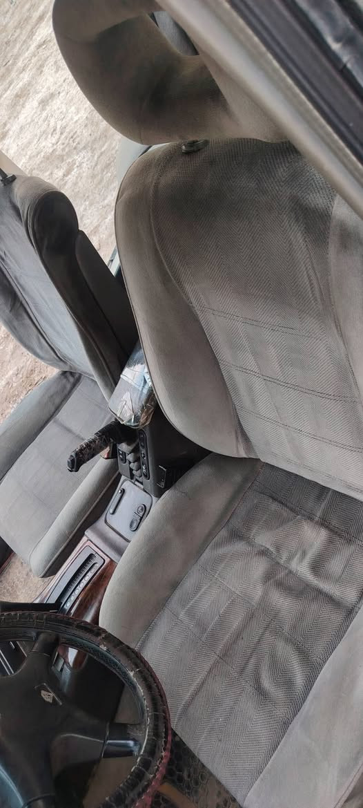 السلام عليكم
البيع اوبل اوميكا مديل 92
رقم بغداد تحويل مباشر 
مكينه الفين وستميه مسكر ستوني شادها
كير اوتماتيك بس اول نمره ضعيفه باقي مابيهن شي 
تبريد بلادي
فول مواصفات
مكاني بابل القاسم
شراي اتصل ***********
