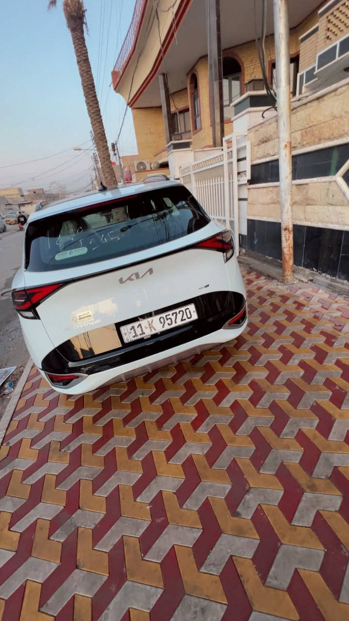 سبورتج  جي تي لاين 2025
كفالة عامة من كلشي شرط زيرو(
فول مواصفات اعلى فئة بالسبورتج (gt line 1/1)
 رقم بغداد دولي باسمي شخصيا هزة جديدة سنوية جديدة
ماشيه11 الف كيلو فقط 
ضمان كيا الدواليه خمس سنوات
- وارد خليجي 
-رادارات
‌‎ - بانوراما 
- بصمتين
‌‎ - مكينة.٢٠٠٠ دوش 
-‌‎ مرتبط بناقل حركة أوتو 6 نمر
‌‎ - عدد AIR BAG6
‌‎ - حساسات أمامية 
‌‎ - حساسات خلفية
‌‎ - لايت زينون + LED
‌‎ - كشافات 
‌‎ - بك لايت LED
‌‎ - ويل كب 19
‌‎ - قبضات أبواب من الألمنيوم
-‌‎ اريل نفكيشن
-‌‎ تشغيل عن بعد 
‌‎ -فتح الصندوق كهرباء ذكي 
‏-‎ دشبول شاشة 
‌‎ - شاشة ابل كار بلي واندرويد اتو
‌‎- كاميرا دوارة
‌‎ - المقاعد جلد اسود 
‌‎ - تدفئة المقود والكشنات الأمامية + تبريد الكشنات الامامية
‌‎ - مثبت السرعة Cruise 
- الأوامر الصوتية
‌‎- أوضاع القيادة  Drive Mode
‌‎ - فحص أنظمة السيارة 
‌‎ - حساسات ضغط اطارات 
‌‎ - شفتات مقود
‌‎- تبريد شاشة
‌‎ - هاند بريك بصمة 
‌‌‏- ABS 
‌‌‏ - Auto Hold    أوتو هولد
‌‌‏- ISO Fex        ايزو فكس
‌‎- نظام مانع الانزلاق
‌‎- نظام نزول المنحدرات 
‌‎- اشارة في المرايا الجانبية
‌‎- مخرج منفذ الطاقة 
‌‌‏- حساسات كامله داير السياره 
شاحن هاتف لاسلكي 
وسياره كفاله عامه

رقم ***********بغداد
