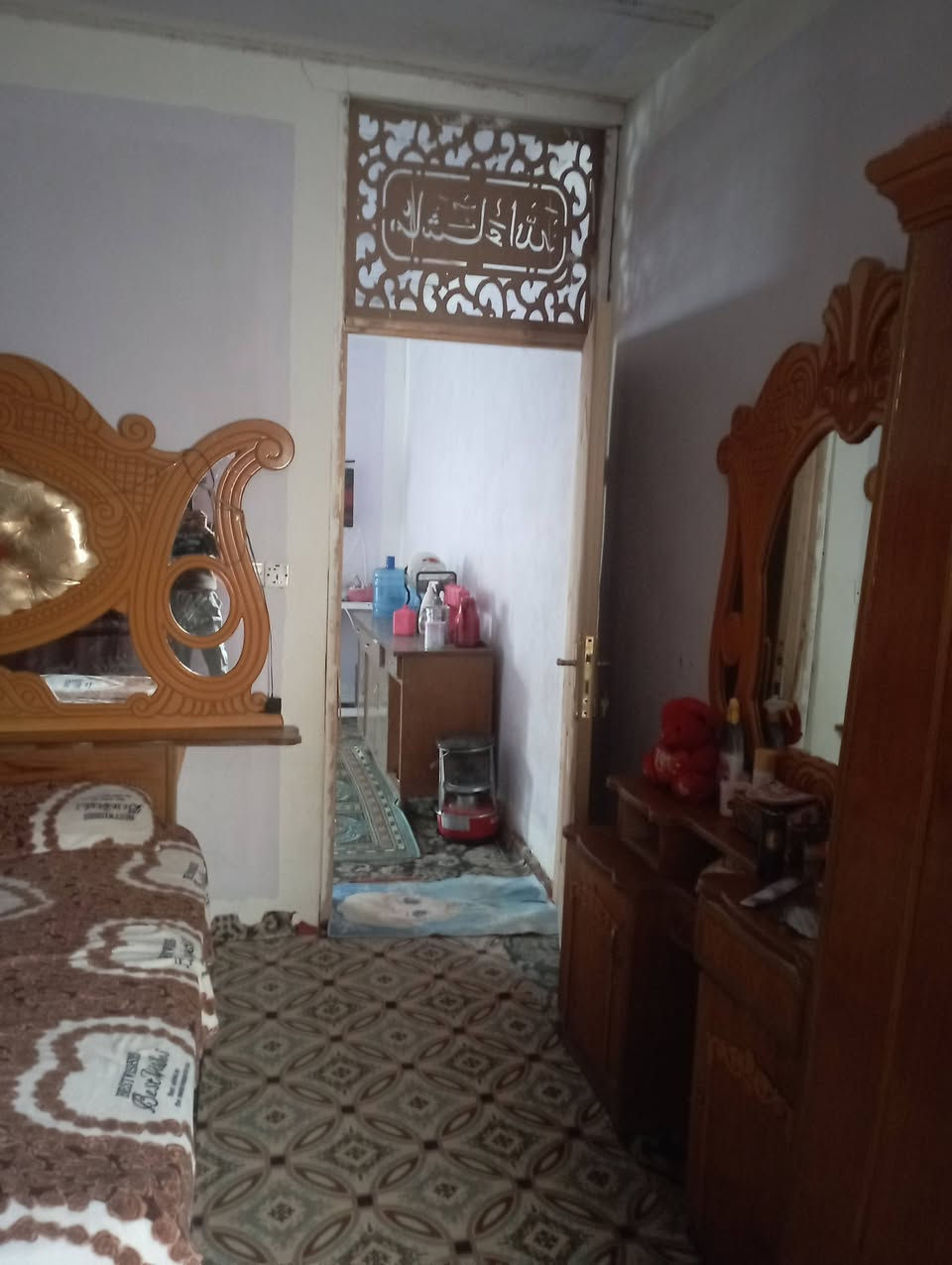 بيت ١٠٠متر طابو زراعي سند ٢٥ مكان حي النصر قرب الساده البخطه سعر ٣٥وبي مجال***********
