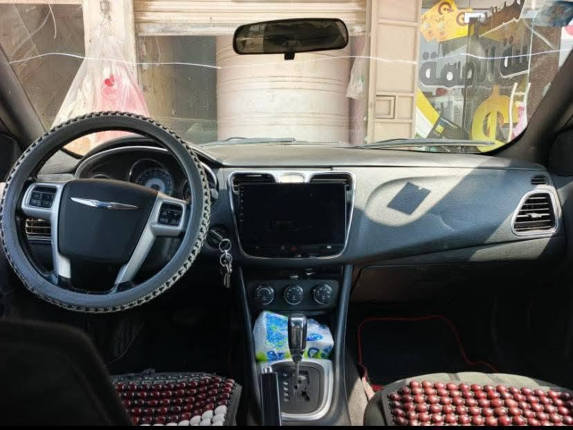 كلايسر c200
٢٠١١ 
فول مواصفات
شاشه 
كامرة 
تحكم ستير 
منضومة زنون 
سلايد روف
كشنات كهربائي
السيارة عليهة منضومة غاز إيطالي ١٠٠ لتر جديدة 
حدادية امامي خلفي جديد
 تخم تاير
كير محرك ٣٦٠٠ سته سلندر  خير من الله 
سيارة كامله 
رقم بغداد تحويل مباشر 
السعر 65 وبيها مجال للشراي
عنوان ديالى بعقوبة 
‏***********
