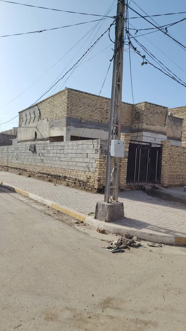 شارع عام 290 م
سلام عليكم. دار للبيع 290 ركن مساحه. يقع ع شارع عام. 
حي الصدر الرابع. بقابيل منتزه الانوار
واجهه.  14.500 متر جهه الشارع
نزال 20 م. جهه الفرع 
موقع تجاري.  
باقي التفاصيل. اتصل 
***********
