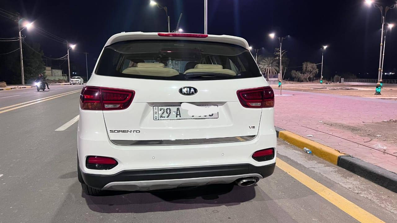 السلام عليكم سورنتو موديل 2019 شكل عشرين خليجي مكفوله فول ماعدى الفتحه السعر 260 للاستفسار ***********
