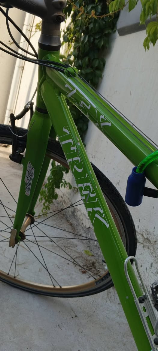 🚴‍♂️ للبيع بايسكل TREK 7.5 FX 🚴‍♂️
✅ إطار ألمنيوم خفيف وقوي
✅ غيارات Shimano أصلية
✅ مناسب للمشاوير اليومية والرياضة
✅ حالة جيدة ويحتاج فقط تنظيف بسيط حسب الرغبة
✅ لون أخضر مميز وجذاب
📍 الموقع: الموصل
💰 السعر: 160 / قابل للتفاوض بالمعقول
للمهتمين مراسلتي على الخاص، والجاد فقط.
#بايسكل #Trek #Shimano #دراجة_هوائية #للبيع #الموصل 🚲


**إذا كنت صاحب هذا الإعلان وتريد حذفه لأي سبب، رجاءا أرسل رسالة إلى الدعم الفني**