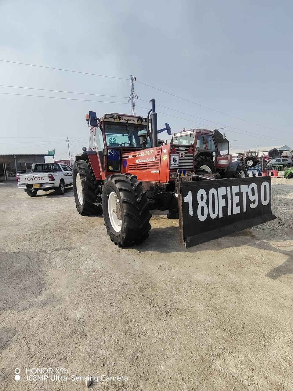 اللهم صل على محمد وال محمد
موجود فيات حجم 180 فول موصفات 1 منفيس دخول جديد شرط فحص كله شركه مكفول
عدد 2 فول موصفات 1 /1
يرهم مراوس
***********
مكان واسط الزبيديه معرض حجي حاتم ورور
شرط فحص كله شركه
