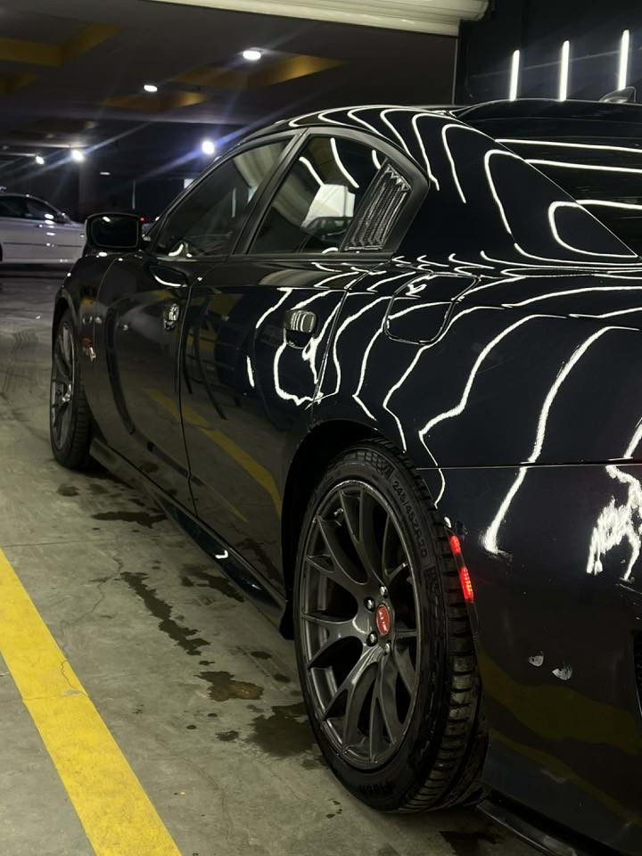 دوج جارجر
٢٠١٧ srt

سیارە كفالە عامە

رقم اریبل جدید

بشرط كلي شي

بيه قطعتين صبغ  بدون دواخل

ماشيه ٧٩ مايل

مكان سياره 

كلار 

***********

سعر ٢٠٥ بيه مجال
