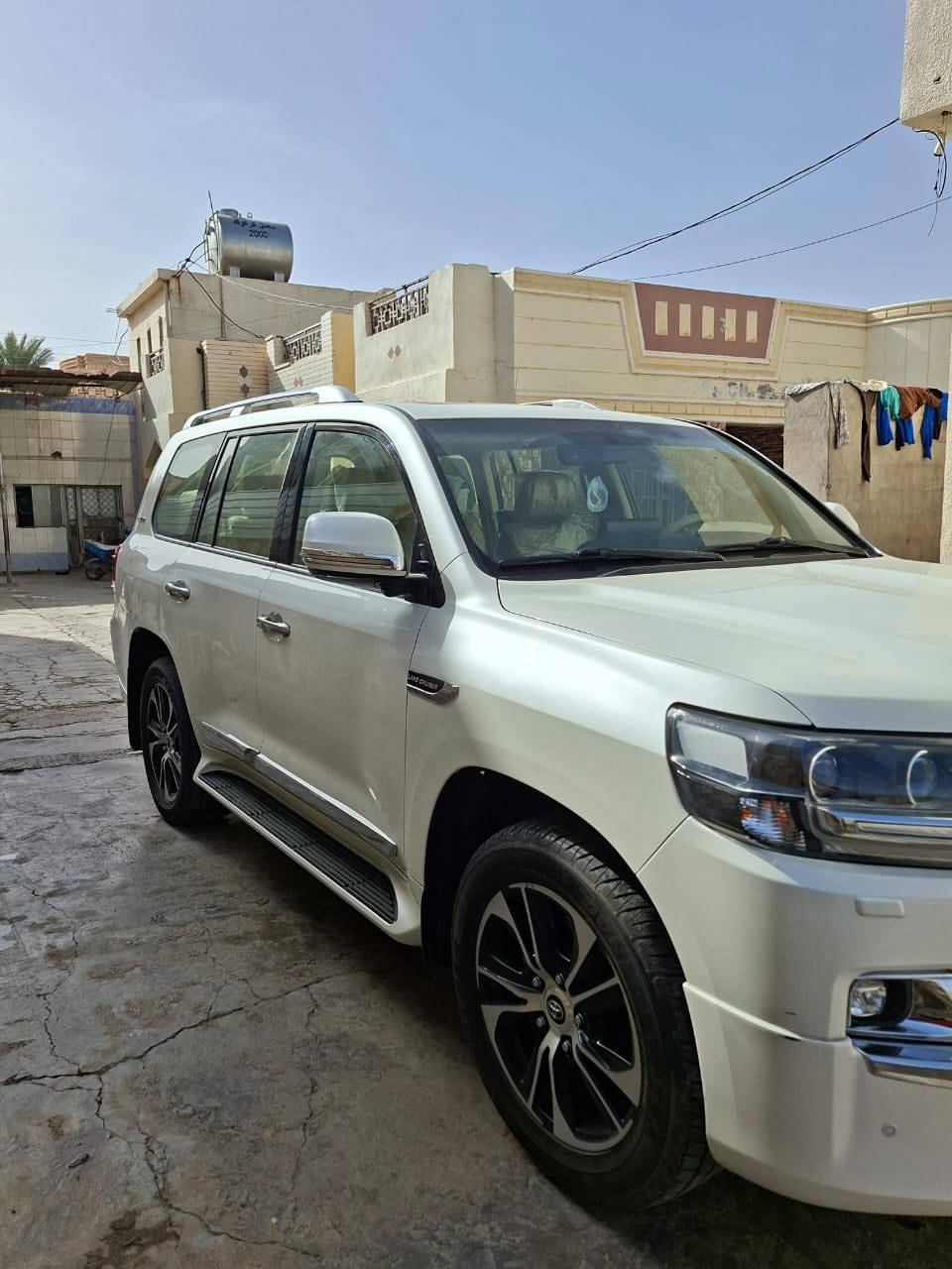 تويوتا لاندكروز GXR موديل 2021 ساز باب اول كراند تورنك نظيفة جداً رقم بغداد الجديد بأسمي مكفولة كفالة عامة عدا شخط بسيط جداً
رقم صاحب السيارة ***********   
***********

🟩 السعر  _ 580 يعني خمس دفاتر وثمانين ورقه وبيها مجال للشراي 

عداد المسافة : 70 الف كيلو حقيقي السياره بوضع الزيرو 
فول مواصفات 1/1 

1- فتحة 
2- بصمة 
3- كراسي كهرباء 
4- كشنات جلد
5 -  3 شاشات كبيرة بلاد ام الترحيب
6- حساس خلفي وامامي 
7- جنطة كهرباء ( جكات )
8 - تحكم ستيرن جهتين
9 - مري شفط 
 10 - تشغيل عن بعد 
11 - اشاير ترحيب
12 - كشنين كهرباء 3 دكم 
13 - حساسات امامي وخلفي 
14 - شاحن لاسلكي( واير ليس ) 
15 -  8 ايرباك 
16 - دبل ماوس 
17 - اربع كامرات محيطيه 360 درجة 
18 - طفاية 
19 - ثلاجة 
20 - لايت زنون كشافات
21 - كروز سرعة 
22 - تحكم كهربائي بلمري 
23 - ويل كب كروم حجم 20
24 -حجم المحرك: 6 سلندر 4000
25-ميموري
26 - بصمات عدد 2
27 - نظام EST 2nd
28 - نظام ABS
29 - زراكات لايت
30 - شاشة ليزيرية
31- دشبول لگزز
32- اشارة لگزز
33- مري قابله للطي مع الرجوع
34-دوسات ليزريه علامة لاندكروز 
معروفه مواصفات الساز  
مكان السياره: الأنبار- الخالدية
السعر 580 وبيها مجال
للأستفسار
***********
***********
