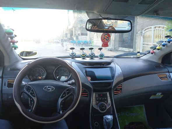 النترا 13 وارد امريكي حادث مكلف بالنشر جاملغ امامي والسيارة كلها ليبل واحد مكينه 1800دوش مكينه وكير خير من الله تخم تاير جديد السياره جاهزه مجهزه من كل النواحي بسمي مصفره هيئة والغرامة وسنويه جديده هزه جديد رقم بغداد دولي الإنكليزي 
السياره ربع ماتصرف عليه غرفت السياره جديده لون اسود رصاصي مواصفات السياره 
شاشه اندرويد 
تحكم اربع جهات 
مانع انزلاق 
ايكو 
تحكم مري 
ماشيه 200ml
تبريد ثلج 🥶 
كامره 
اربع انظمه قياده
السياره احلى من صور السعر 99 وبيه مجال *********** العنوان بغداد
