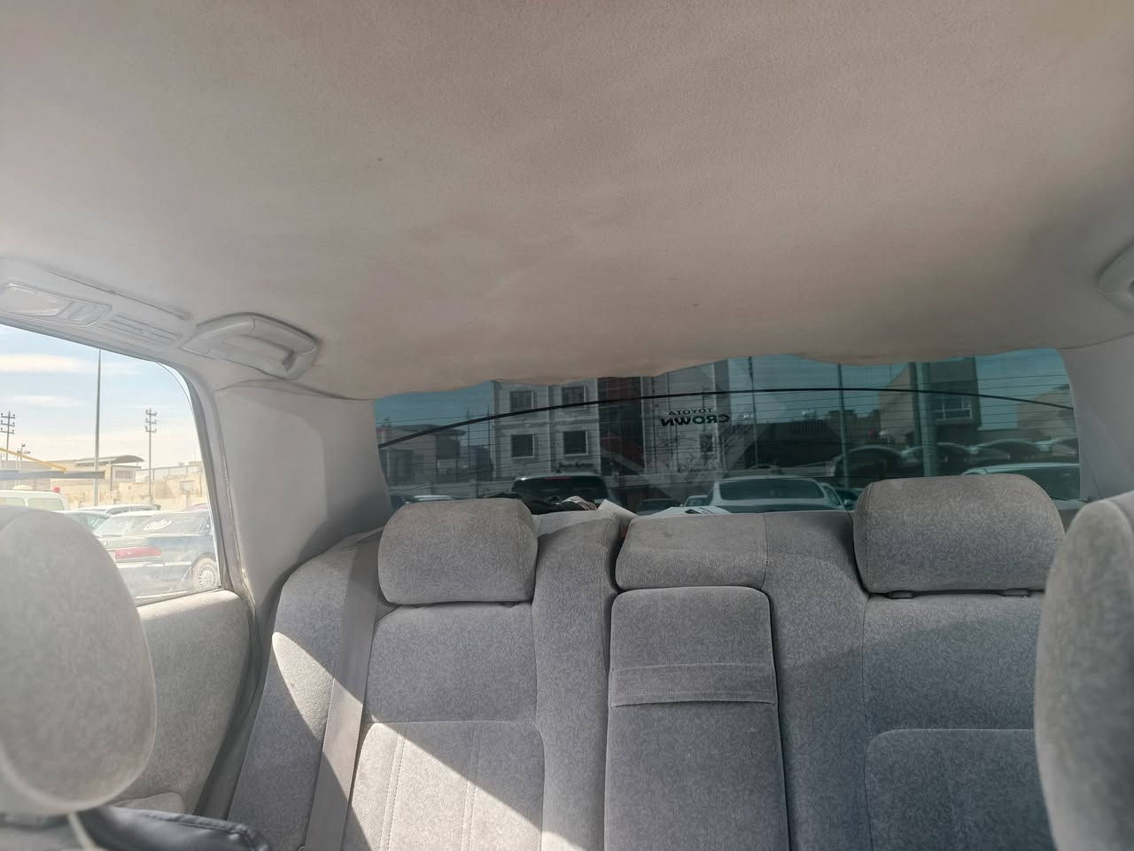 السلام عليكم 
راس الثور فلات للبيع بيه كصه قماره وربع امامي من يم الايتات 
سياره جاهزه تبريد تخم تاير 
مكان السياره نجف سعر ٦٠ 
 رقم ***********
