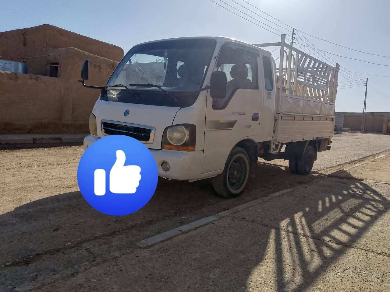 كيا حمل للبيع موديل 2002 نينوى الماني بسمي مكفولة شرط محرك كير واكسن وشاصي بيها حصة كاز الاتصال على الرقم ***********
