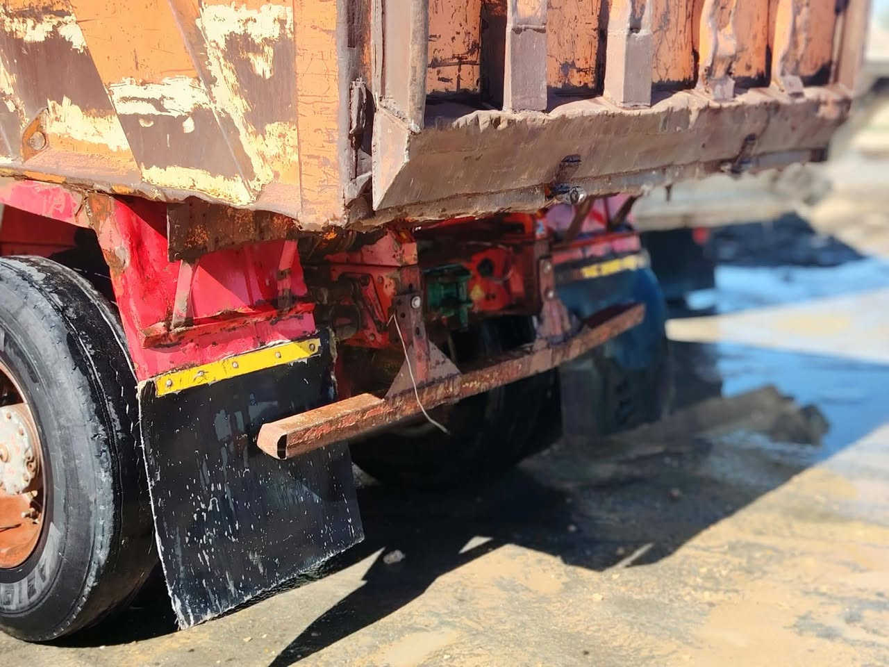 مان 82 للبيع رقم بغداد بأسمي 
كير محرك أكسل مكفولات 
***********
