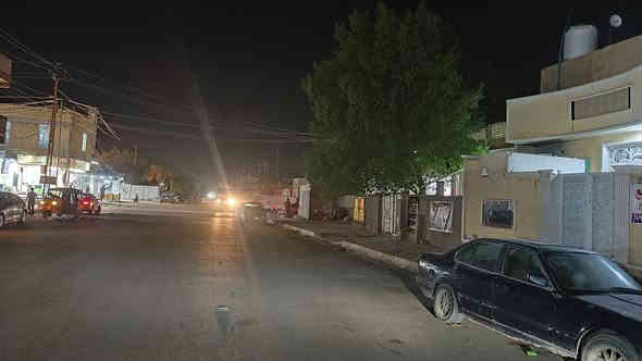 بيت للبيع
مساحة 100 متر امامي واقع حال 130
10 *  13
طابو صرف بأسمي 
الاسكان الصناعي شارع الجامع بالسايدين 
موقع تجاري
طابق واحد 
استقبال وصاله ومطبخ وغرفه وصحيات داخليه وخارجيه 
بناء طابوق وصب كونكريت 
السعر 150 
للأستفسار
*********** واتساب
*********** واتساب
