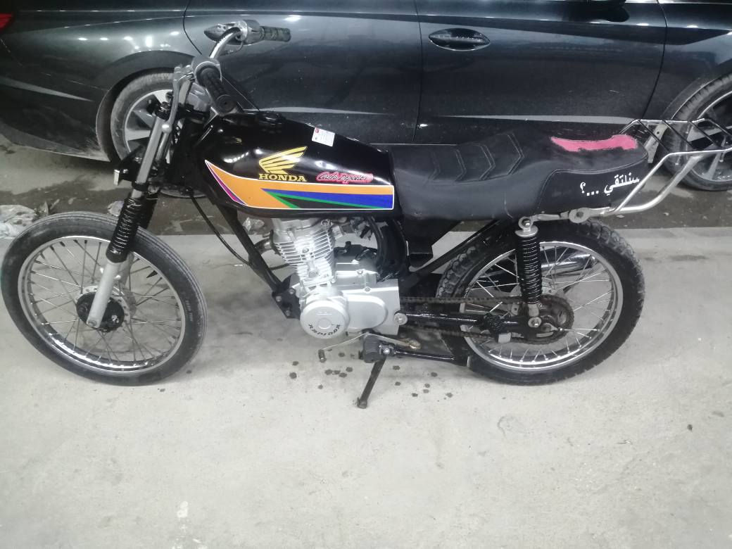 السلام عليكم دراجه ارابيدو تعمير جديد 2025 سعر 400 قفل قفل مكاني  بصره ***********
