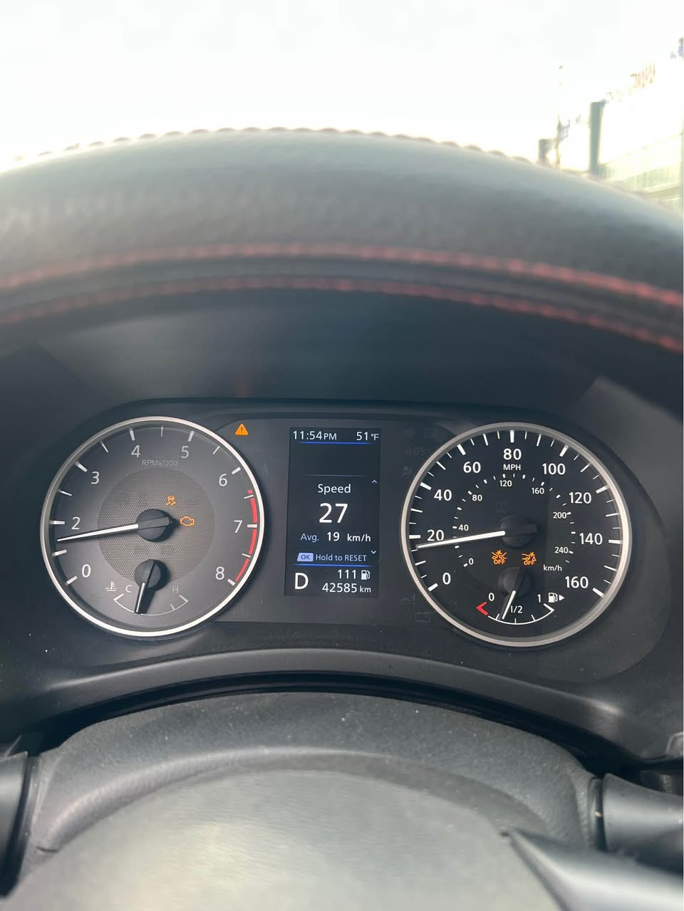 Sentra 2023  S 
ڕادار
ویلکەپ
٤٠ کیلۆمەتر
تحدید سرعە
بەس بۆنیتی بۆیاخە 
بێ ناو گرتن
ئێرباگ سوکان تەقیە

0751 852 8818 أربيل, العراق
