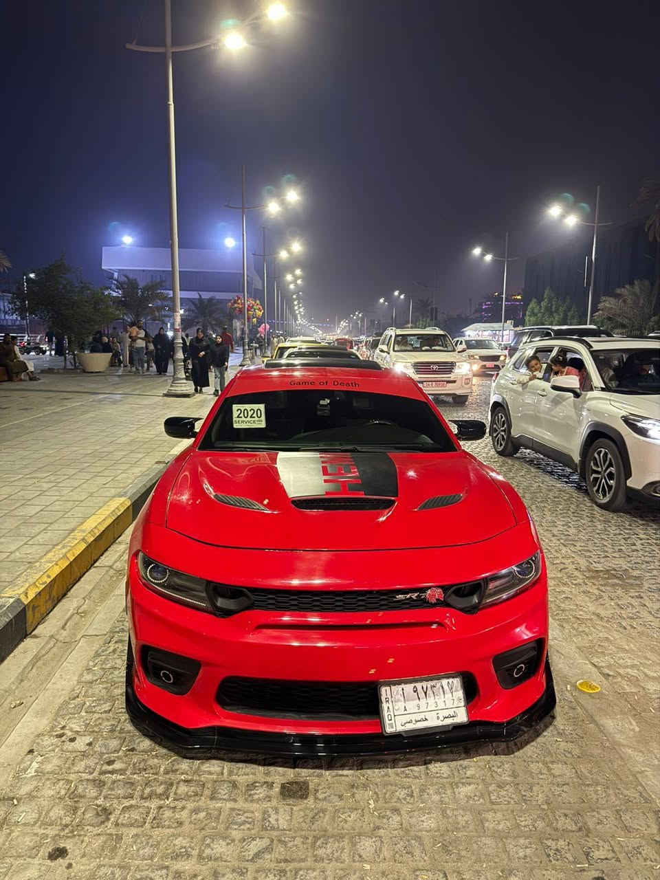السلام عليكم 
دوج جارجر RT Max أعلى فئة بال RT  محرك هيمي V8 5700
موديل 2016 أصل رقم بصرة بأسمي تحويل مباشر
التفاصيل كلها مذكورة بالبوست اقراهن كلهن واقره الاضافات واسعارهن يله تحكم عالسعر وكلشي موجود بالسوك 

السياره وارد أمريكي حادثه فقط طرف البنيد و صورة الحادث موجودة ترسل بالخاص 
وبيها كلير بالجاملق الخلفي الايسر 
المواصفات 
_ شاشة كبيرة نظام SRT
_ كاميرة وحساسات خلفية 
_ فتحة بالقمارة 
_ تدفئة وتبريد بالكشنات 
_ كشنات حضن 
_ كشنات خزن ميموري 
_ نظام سوبر تراك
_ مرايا قلب 
_ سستم صوت الباين 

الإضافات
_ منظومة تعليق هوائي(جوبلس) أعلى فئة S 3 First Clas سعره 2,000$
_ هدرز أمريكي أعلى فئة سعره 1,500$
_ ستيرن RPM كاربون فايبر حقيقي سعره 600$
_ كزوز رياضي (دبات سود) سعرهن 500$
_ بوابات كتم للصوت سعرهن 200$
_ لدات وبروجكترات اوراكل متغير سعرهن 300$
_ محدث بنيد مال هيلكات 
_ دعامية أمامية وخلفية موديل 20 مالت وايد بدي بدون نفخات
_ داش كامره أمامي وخلفي 
_ ولف حماوة ريسنك 
_ تخم بلكات ريسنك سعرهن 100$
_ مضخة وقود (فيت بم) أمريكي(دلفي) سعره 100 توني شادة ضمانه ٦ اشهر
_ عليها برمجة مصطفى ديبو تشتغل بانزين عادي ومحسن
تختم تاير جديد وكمبريسر جديد تبريد ثلج 
السيارة جاهزة بدون اي نقص

مكان السياره بالبصره القبلة حي الجامعة 
بيع فقط ما اراوس سعرها 20,500$ (205)
للاستفسار رقمي موجود وما متوفر عالفيسبوك 
*********** البصرة, العراق
