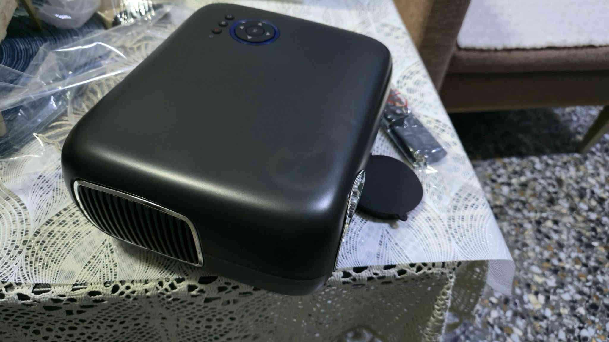 داتا شو مواصفات ممتازه
نظام اندرويد 13  وهو الاحدث

برامج تطبيقات
Youtube
Net flix
سوق بلي
ميزة العرض:
Full HD 1080p Native & 4K Support | الحد الأقصى لحجم الشاشة 534 سم (210 بوصة) | نسبة تباين  ونطاق ديناميكي 12000:1 | 450 ANSI

الاتصال: 2 × HDMI لتوصيل Set Top Box وFire TV Stick والكمبيوتر الشخصي / الكمبيوتر المحمول وDVD وPlay Station | 2 × USB | AV | مخرج صوت | شبكة محلية | بلوتوث 5.0 | واي فاي ثنائي النطاق

الميزة الخاصة: التركيز التلقائي | Keystone التلقائي + 4P & 6D Digital | وحدة معالجة مركزية رباعية النواة + وحدة معالجة رسومية MALI || 1 جيجابايت من ذاكرة الوصول العشوائي - 8 جيجابايت من ذاكرة القراءة فقط | واي فاي مزدوج
بلوتوث 5.0 | تكبير وتصغير رقمي || انعكاس الشاشة اللاسلكي

الصوت: مكبر صوت مدمج بتردد متناغم بقوة 5 وات | صوت بلوتوث
للحجز والاستفسار واتس اب
***********
