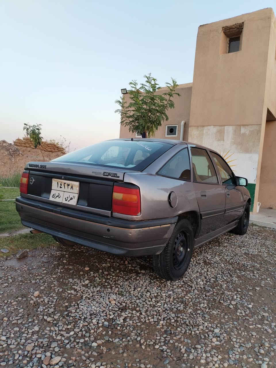 اوبل فكترا 1990 كير محرك بشرط محرك 18 صدر امامي خلفي بشرط جام كهربائي شغال بشرط وكالة وتحويل سنويه 2025 منتهيه رقم دهوك السعر 27 ورقة وبيها مجال قليل ***********
***********
