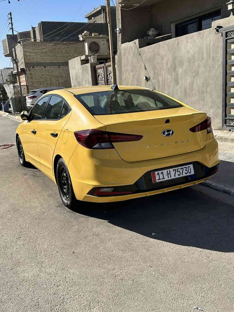 السلام عليكم

للبيع النترا ١٩ امركيه حادثها دعاميه فقط وشويه بل براكيت دعاميه   مال أمريكه غيره مكفوله السياره. مكينه الفين دوش كير ايتي بلاد كله مكفول اول صبغه الها.السياره تخم تاير ويل جديد دوشمه بل نواب جديد كامله هيه ول جنطه السياره مامشتغله تكسي مال بيت مكاني شهداء البياع شراي اتصل ما متواجد خاص  السعر 135  وبيها مجال حك  الجيه ‬ ‭٠٧٧٧ ٤٨٨ ٤٨١٦‬
