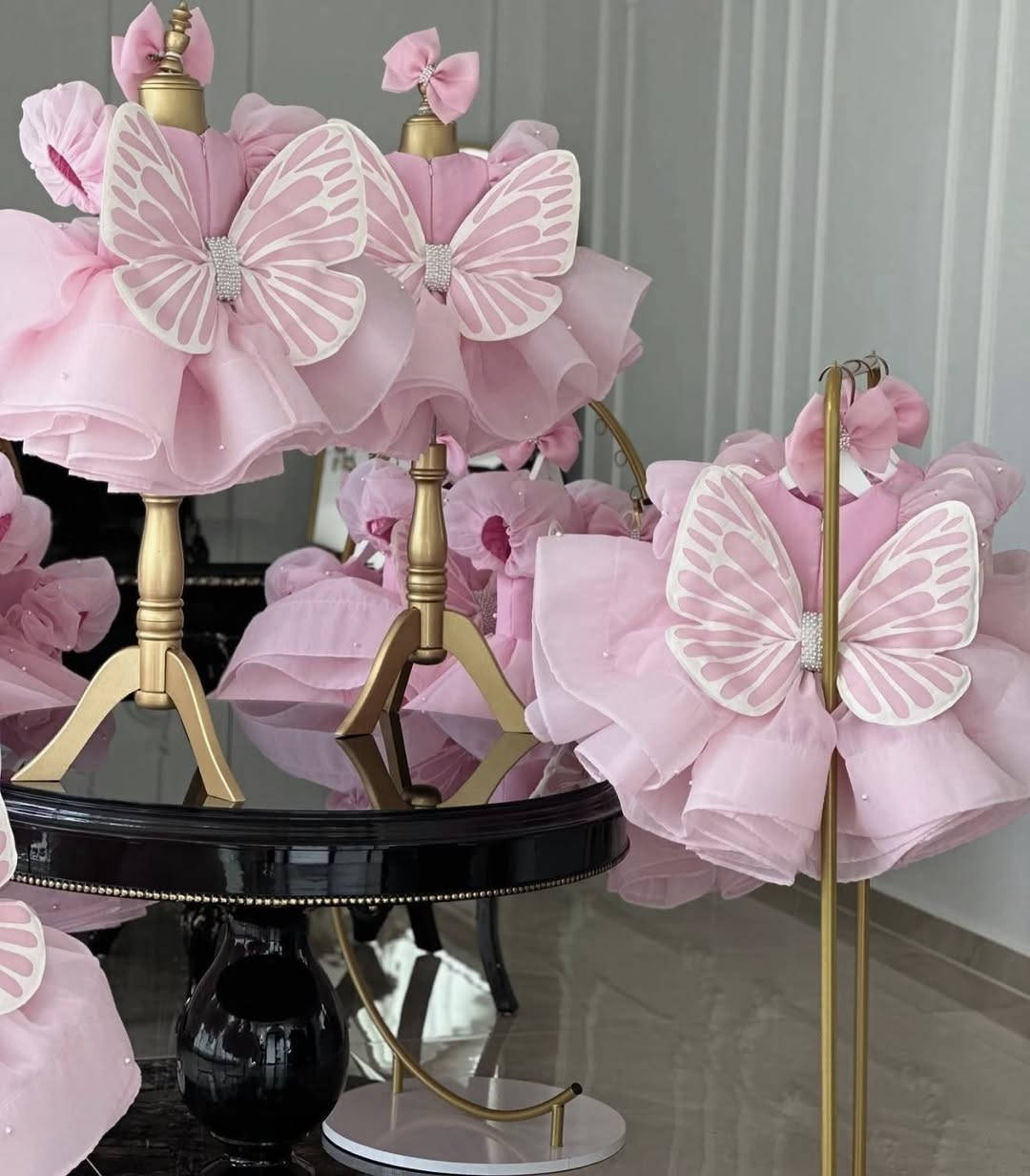 مرحبا بنات بدله بنتي خذتها ١٣٧ أريدها ٨٥ قياس ٢/٣ سنه تخبل تخبل بالحقيقه كلششش فخمه


**إذا كنت صاحب هذا الإعلان وتريد حذفه لأي سبب، رجاءا أرسل رسالة إلى الدعم الفني**