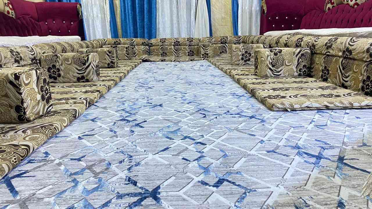 السلام عليكم 
متوفرة گعده عربية نضافة 99%
11 متر + 8 تگيات 
السعر 250 قابل للتفاوض مكان طوبه والنخيله شراي يجي خاص


**إذا كنت صاحب هذا الإعلان وتريد حذفه لأي سبب، رجاءا أرسل رسالة إلى الدعم الفني**