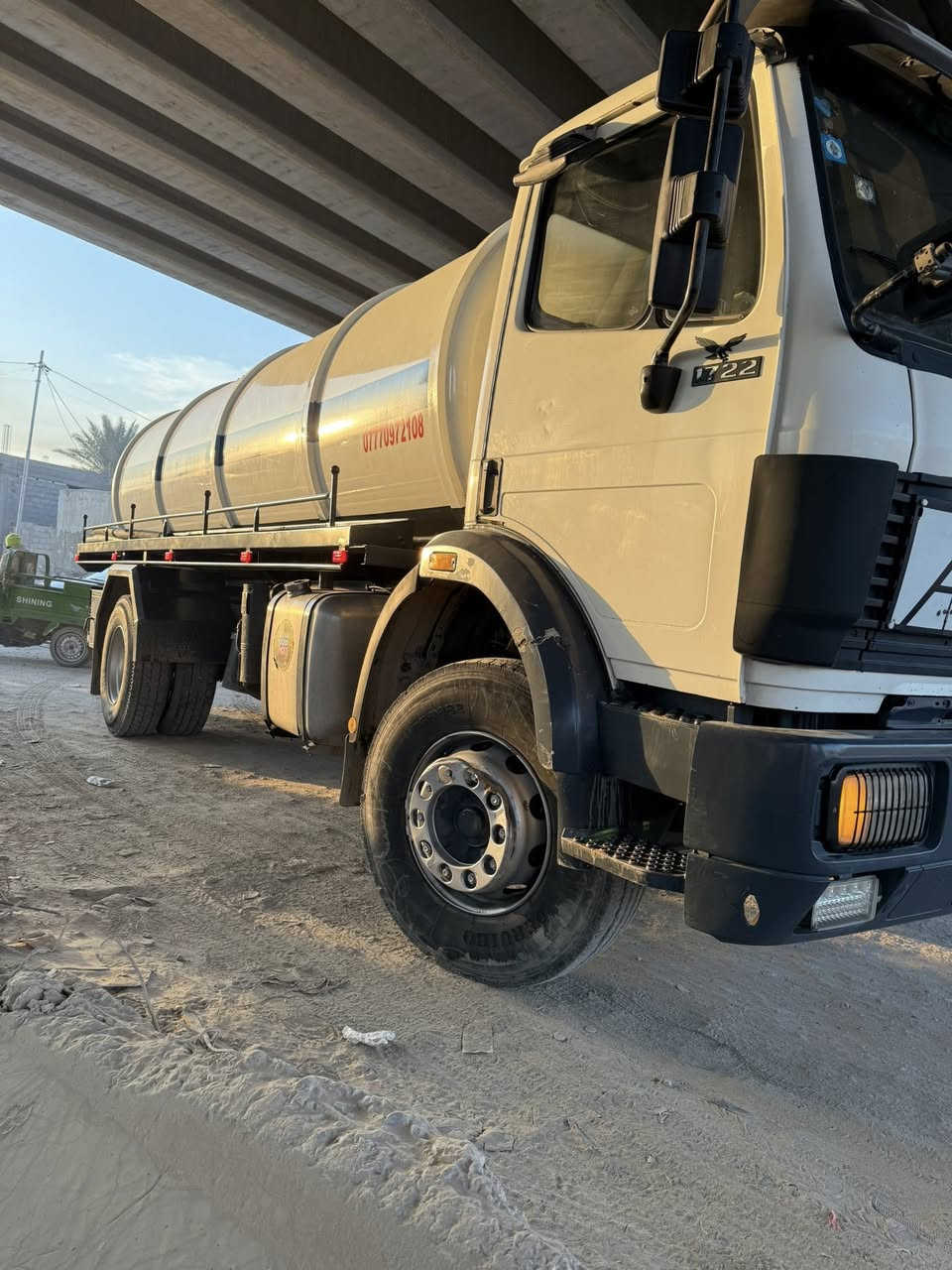 السلام عليكم للبيع السعر ٢٩٥  عنوان بابل مسيب رقم بغداد بسمي نكليزي  ***********
