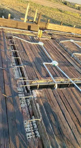 تاسيسات كهربائية عامة في كل مناطق الدورة
ابو عيثة 
سيمنز بوري تصليح اعطال كامرات كافة الاعمال الكهربائية 
***********
علي الكهربائي
