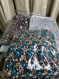 جادر صلاة • كشمير ايطالي • يلبس لحد ١٠٠