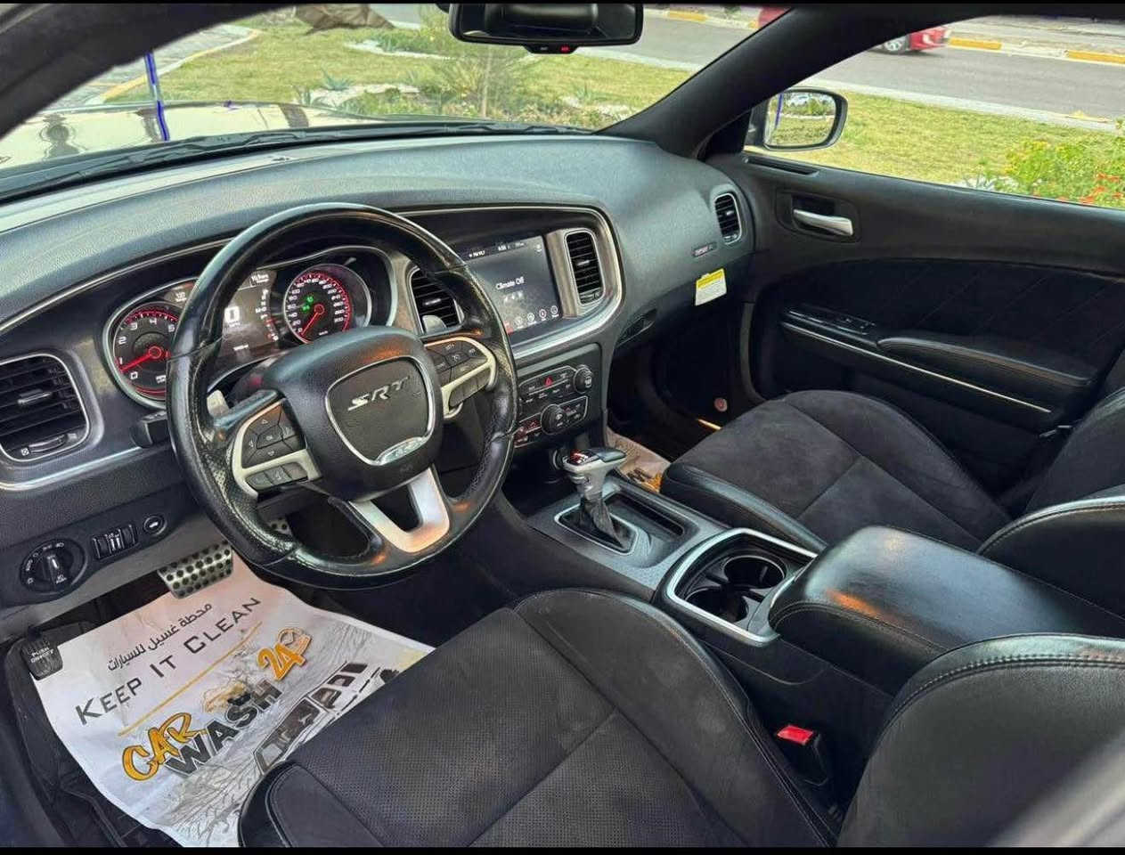 السلام عليكم
اليدور شي نظيف ،قوي ,مامتعوب ومصروف عليها  
                                          جارجر موديل 2017                                 V8 سكات باك   6400  ماشية 64 الف ميل  

فول مواصفات
كامرة دوراه وحساسات ورادار جانبي وخلفي 
فتحة ↖️
كشنات كنتارا خزن ميموري تدفئة وتبريد وخلفي تدفئة 
استيرن تدفئة 
تعتيم مري 
مري السياره قلاب مع r 
نقطه عمياء بالمري 
شاشة اكبر حجم كار بلي واوبشنات هيلكات 

نظام صوت بيتس و دمام بالصندوك بيتس 
كشنات الخلفية تدفئة 
الشاشة اكبر حجم واوبشنات هيلكات  
-كيج عداد 300 
عدسات ليد اوزوم
 

↗️↗️حادثها جانبي بدون لغود وشواصي 
تبديل باب السايق والوراه لون اسود بلادي والجاملغ الخلفي مصبوغ والامامي الايمن يقره كلير  
ايرباك برده فقط ومصلح سستم 
اي كلوب ممشتغل بالدشبول 
الاضافات الي على السيارة 

- بساتم ستروكر Mahle forged Piston +1000hp حصان تتحمل بيد مهندس الميكانيك ابو مصطفى كراج rtr 
- بلكات ريسنك Ngk irredium racing
- ولف حماوة Mishimoto 82C ياباني 
- فيول بمب ول برو It automative 450L/H
بريكات برمبو 6 بستم وفلنجات هلكات 
- تفريغ و داون پايپ
- اويل كاچ كان Oil catch Can
- برمجة Dyno مصطفى ايگل 520 حصان وهذا ع السيفتي 
بلكات Ngk
المكينة صافية نظيفة وقوية وتنسه الدوانز نهائياً 
- ⁠ستوك السياره مدفع
السعر 204$ بيها مجال 
متواجد واتساب ***********
مكان السياره  بغداد بغداد, العراق
