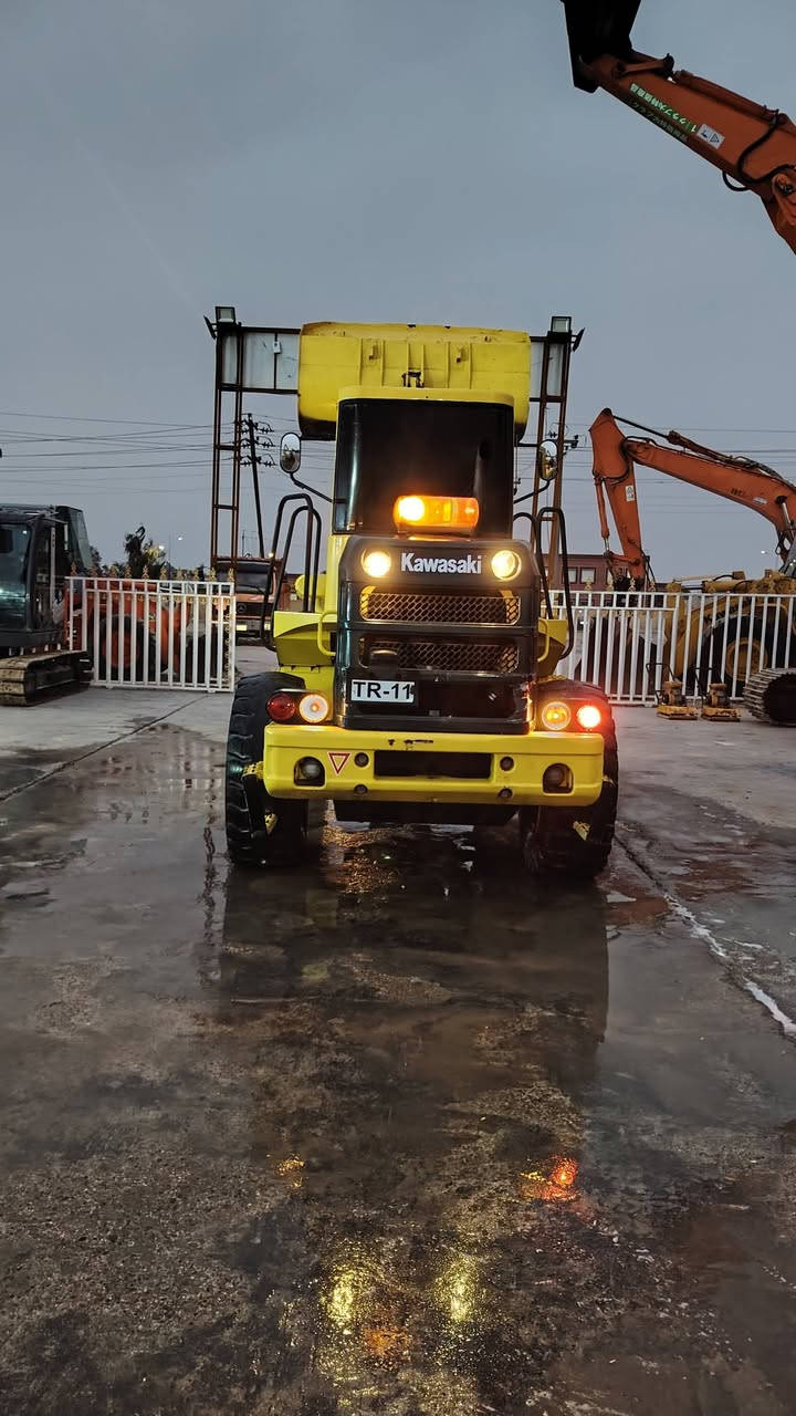 للبيع شفل كاوسكي حجم 65 موديل 2005
⛔⛔.             ✔️✔️.              📞📞
                               *********** 
***********
