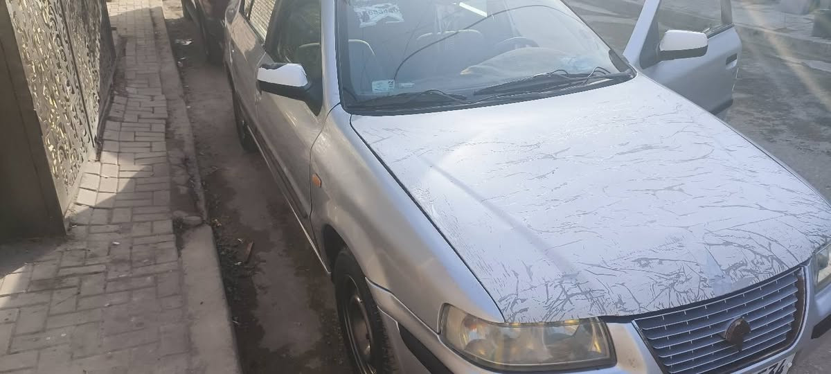 السلام عليكم
سمند موديل 13 للبيع 
بيها محرك 200 مسكر فرنسي جديد 
الون سلفر 
السياره كير محرك مكفول 
التبريد نقص غاز التدفه شغال  فول 
كربائيات  كلها شغاله 
السياره بسمي  السنويه صاقطه سنه 
السياره مصبوغه احزام  بسبب تغير الون 
السعر 38 بيها مجال قليل 
رقمي 
 0773 601 6906
