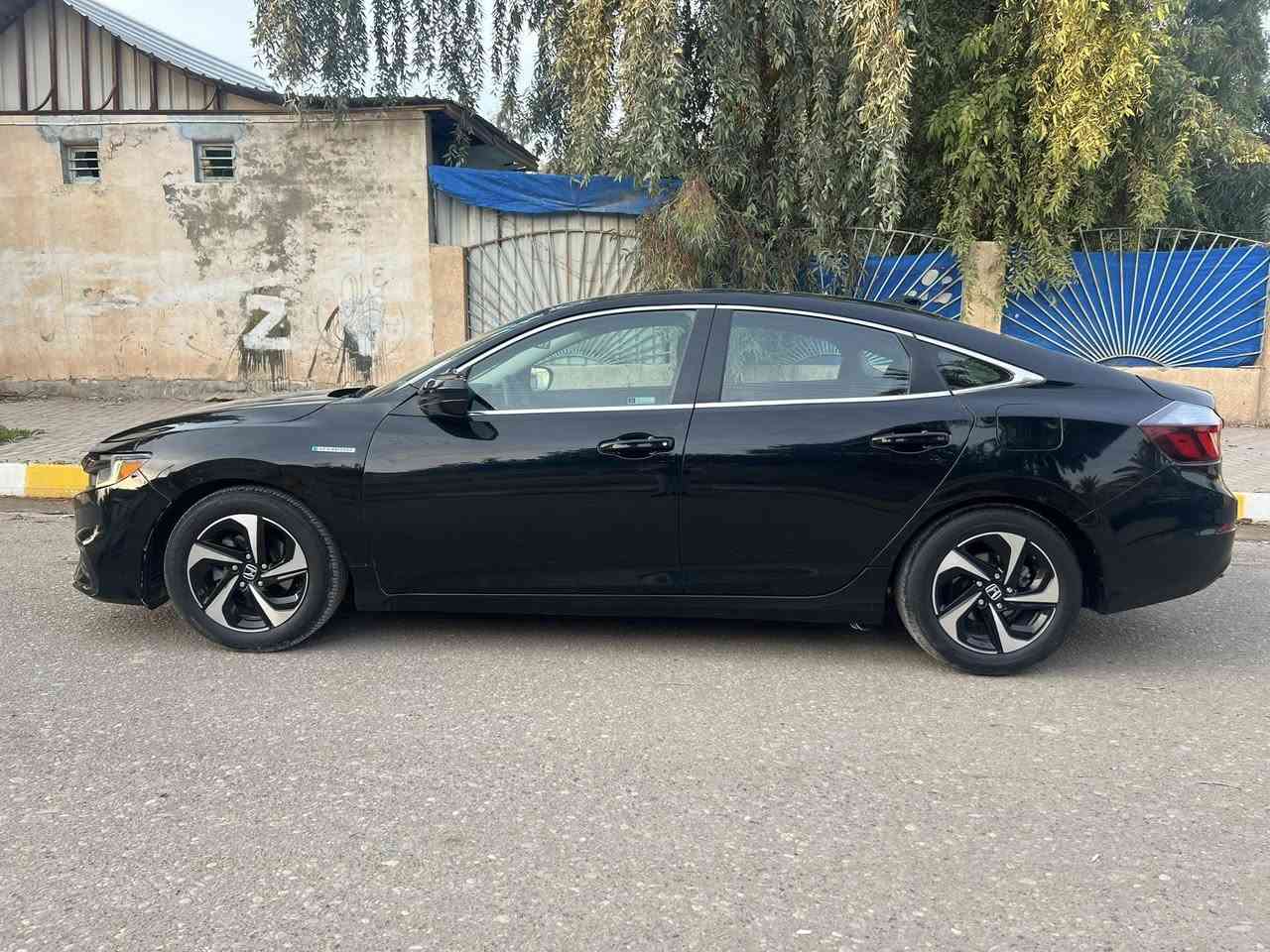 ‏السلام عليكم
‏للبيع هوندا انسايت موديل 2022 بانزين +هايبرد  بي صبغ جاملغ +بنيد وبيها رش ثلاث قطع رش امريكه فقط بدون دواخل  
‏كير اوتو جام اوتو تخم تاير صدر شرط 
‏تبريد تدفئة + رادار جانبي رادار امامي كل شرط 
السيارة حلوة وناعمة وجديدة جاهزة من كل شيء 
السونار مرفق مع المنشور 
‏رقم صلاح الدين الدولي الجديد 
هزة جديدة سنويه اب اسمي يعني شرط تحويل 
‏السعر 138 بيها مجال للشراي
‏الاستفسار على الرقم ***********
