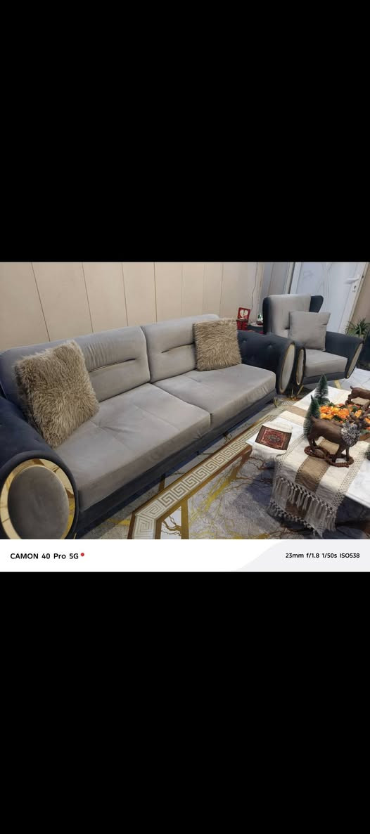 تخم مودرن تركي ويصير سرير قلاب نضيف جدا ب480 عنوان الشعب شارع الصحة الاتصال على واساب ***********
