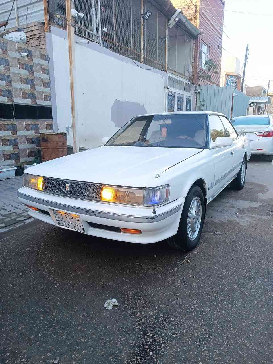 السلام عليكم سيزر بيع او مراوس موديل 89 مكينه ونجي ثانويه 28 السعر 38 العنوان نجف***********
