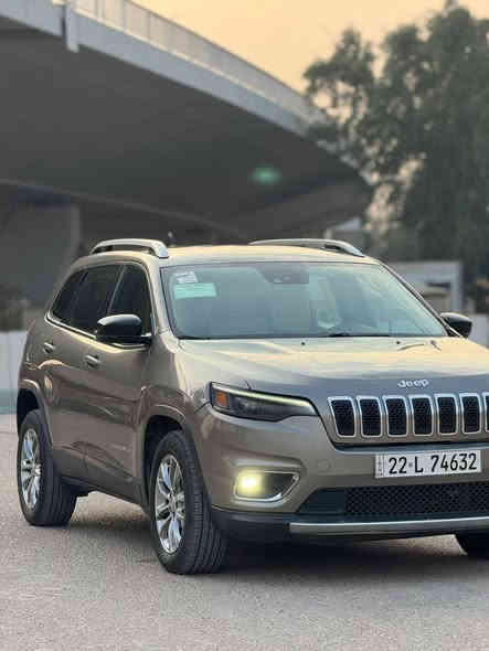 السلام عليكم جيب بزون موديل٢١رقم شمالي فول موصفات لاتيتود بلاس فول عدا بانوراما
السلام عليكم جيب بزون موديل٢١رقم شمالي فول موصفات لاتيتود بلاس فول عدا بانوراما
حادث جاملغ وباب وشوية من البنيد وجزء من تكمة صبغ يعني٣قطع صبغ فقط +رصعه مسحوبة قريب عل تكمة
موصفات فول عدا بانوراما 
شاشة تدعم كار بلي وكامرة دوارة كروز سرعه انارة داخلية تبريد قطعتين كشنات جلد اسود +اني دوشمة ابيض جلد كشن سايق كهرباء رادار امامي جانبي خلفي كنشات حار بارد هيترات بل مري فول تحكم ستيرن سايد بريك دكمة  مانع انحدار  اوتو ستوب بعد ببها هواي موصفات 
مسويلها سيرفس كامل 
كير مكينة صدر امامي خلفي تبريد تدفئة كفالة
رقم شمالي شرط تحويل او كالة 
سيارة ماشية50ميل
السعر133
مكاني بغداد اليرموك حي القادسية قرب كورميش جديد 
***********
