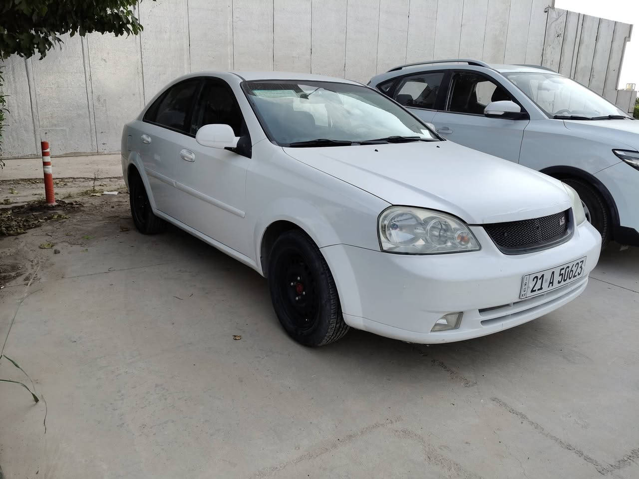 ئۆپترا صاڵۆن 2007 گێر تۆماتیک ڕەقەم سلێمانی ،  2 پارچەی هەیە بێ ناو گرتن ، گێڕو مەکینەو تەحویل بەشەرت ،پشتو پێش کەپس، بێ مەسرەف بێ تەقەو ڕەقە ، غڕامەی هیچ لەسەر نیە چوار تایەی خاوێنی لەژێرە،
تابڵێی خاوێنەو 190هەزار ڕۆشتوە
دەفتەری شەریکەو سپێرو فسفۆڕو جەگیشی لەگەڵ ماون ,بەردی گزۆزیشی لەناوە 
72 گەڵاو مامەڵە.
        ***********
