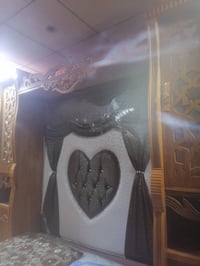 غرفة أبراج • مستعمل قليل • مع الدوشك