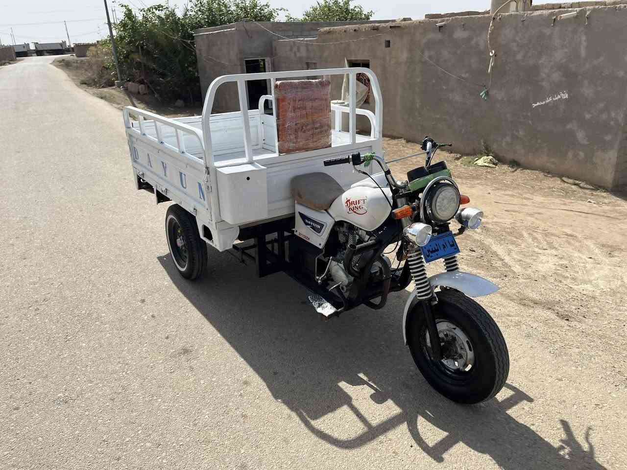 السلام عليكم  ستوته للبيع مديل 18 أوراق  ستوته جاهزه ما عوزه شي توه معمره سعر1600وبيه مجال مكان ناصريه  سوق الشيوخ ناحيه الطار ***********رقمي والشراي  بيه خير ويدلل  محرك مبدل بستم فقط❤️
