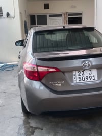 سلام وعليكم كورله للبيع 2019 ماشيه 120 بيهه 3قطع بدون دواخل 0770663160...