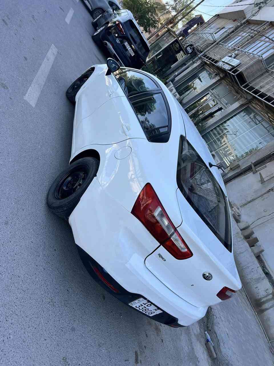 السلام عليكم
البيع كيه ريو 2013
رقم وسنويه وهزه كله جديد 
محرك1600 قطرتين المرغوب
ماشيا248 سياره جديده جديده وحلا من الصور بيه مكانات صبغ اثر دحجات مكفوله من اي حادث سونار داخل المنشور سعر 79 مكاني النجف قرب مطعم الخيمه ***********
