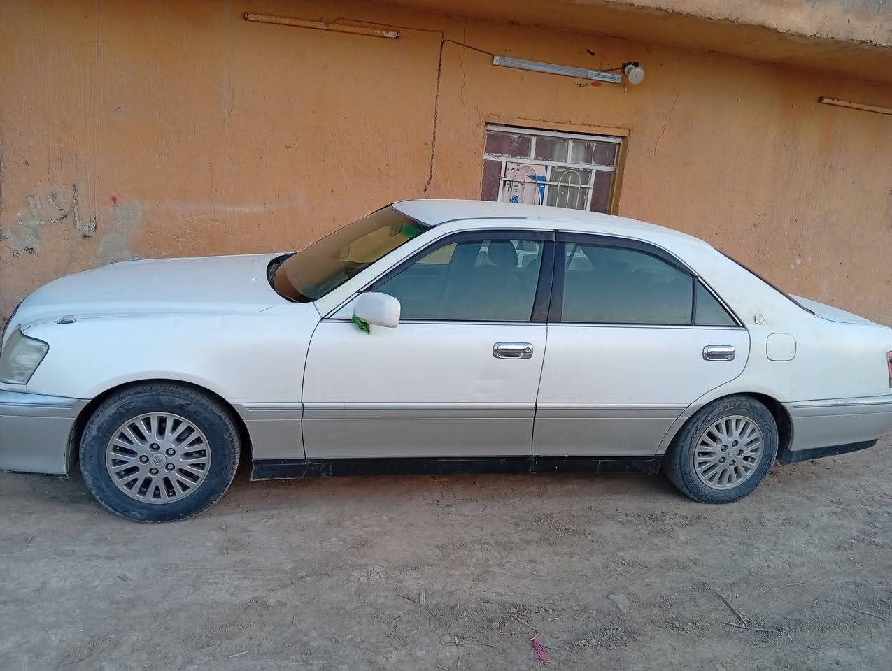 سلام عليكم  ملكه للبيع جاهزه من طول لطول رقم بغداد متوم طبق لاصل وي شاصي  سعر 34 مكان ناصريه شطره تواصل ***********
