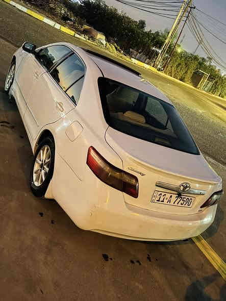 للبيع 
كامري موديل 2008 خليجي 4 سلندر 2500السياره مصبوغه حزام بيه طخات وبنيد ونصبغت حزام رقم بغداد بأسمي جاهزه تحويل 
مكان السياره بغداد الغزاليه 
السعر 82 وبيه مجال 
الاستفسار اكثر انتصل 
***********
