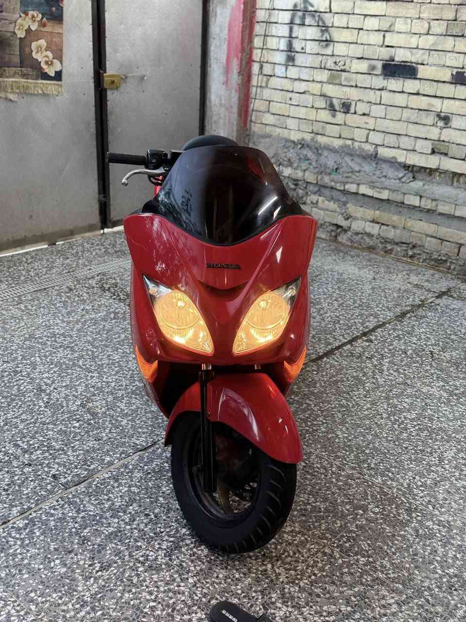 السلام عليكم
فورزة mf 0.8 دراجة لون مميز كلهة بلادي وكلهة شغالة
مكينة فول نعومة. معدل ١٦٠ تخم تاير دوشمة كلهة جديدة كهربائيات كلهة شغالة وشرط نضافتهة احلى من الصور
أوراق كاملة مكاني بغداد العبيدي السعر مليون
الشراي يتصل ***********
