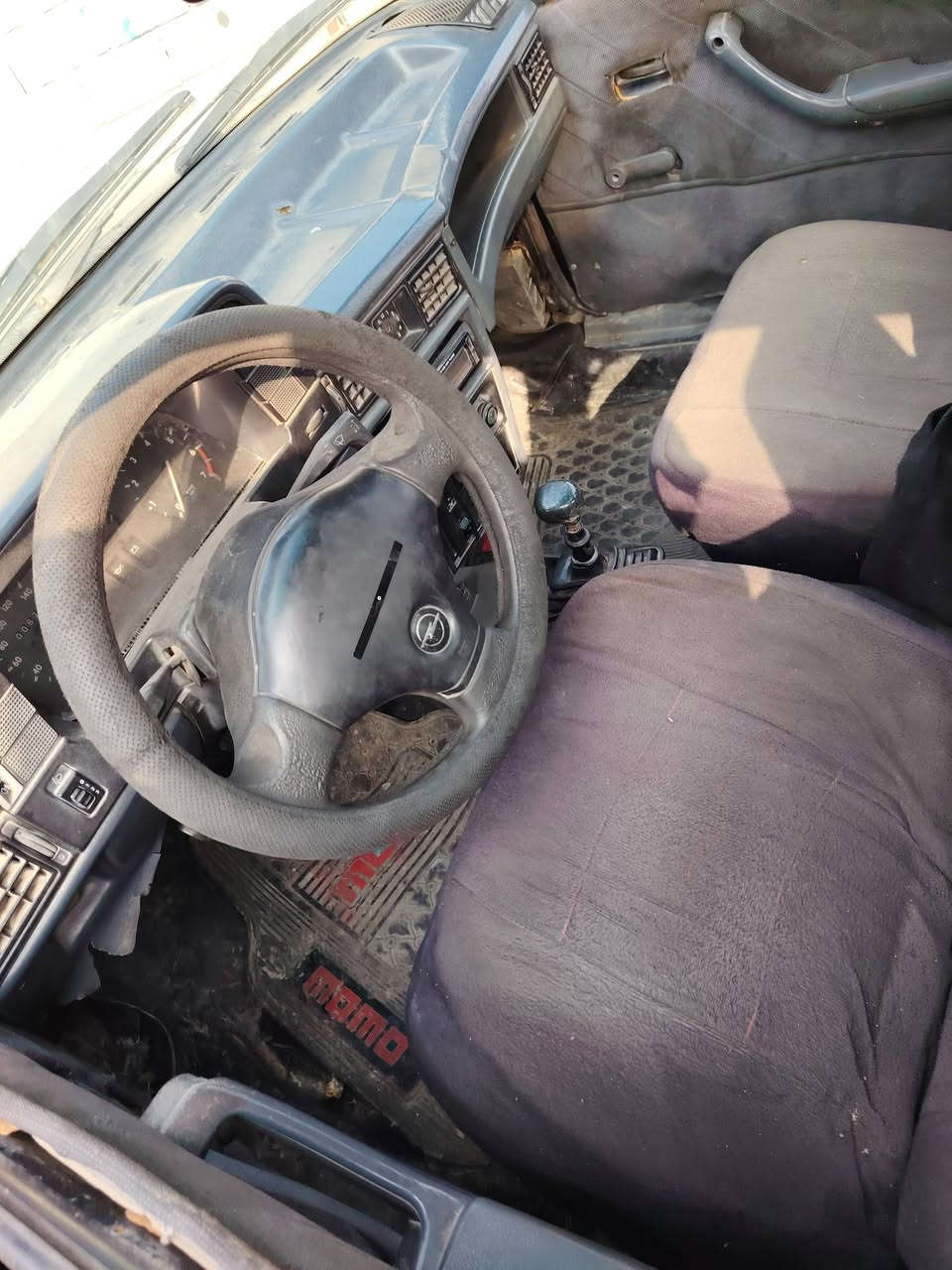 كاديت 16 سنويه عضم 28 جديده شرط التحويل كابون بيها السعر 15 ورقه مكينه بيها بخار 
***********
