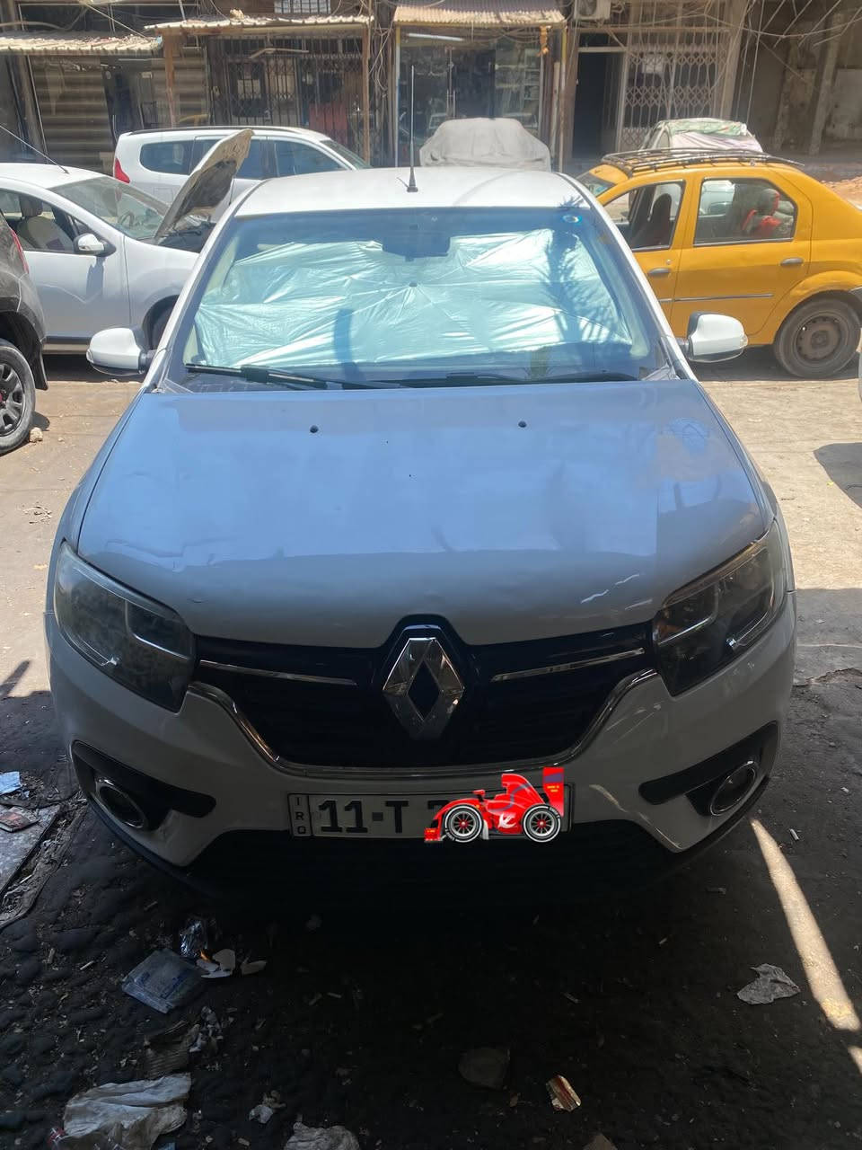 سلام عليكم
رينو سنميول 
موديل 2019
ابيض 
تخم تاير جديد+تبريد خير من الله 
كير ومحرك خير من الله 
رقم السياره بغداد 
السعر 72وبيها مجال 
الرقم الهاتف ***********
