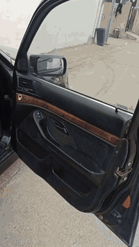 بي ايم صقر 528 موديل 1999 كوبون بنزيني هه يه كركوك رقم موبايل ***********او كورك*********** سعر 95 مجال
