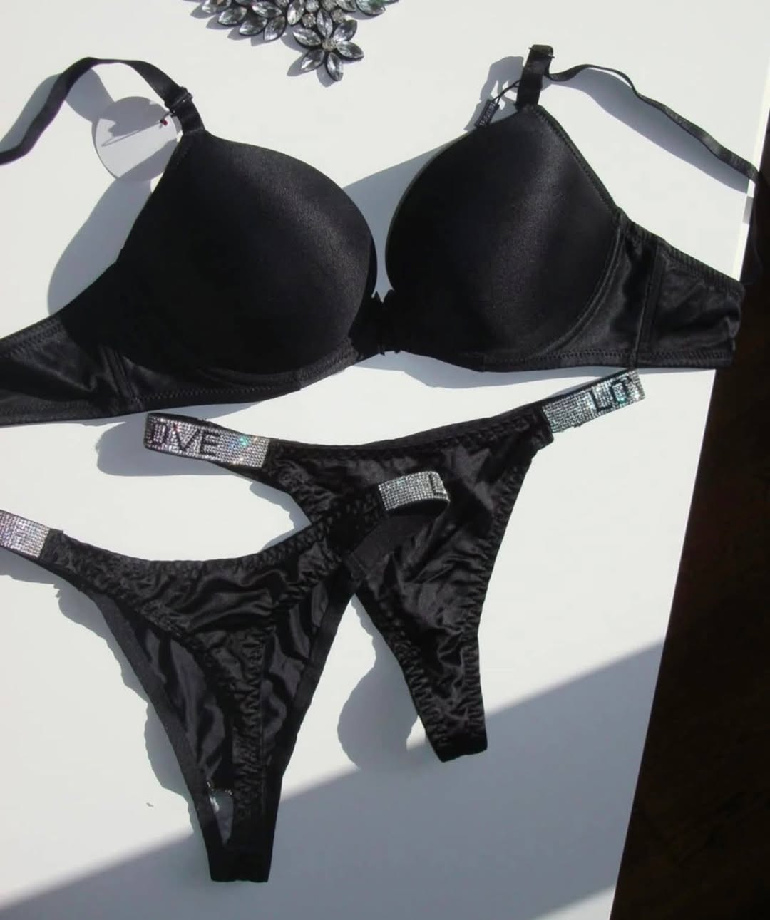 سلام عليكم وصلو جديد قياسات موجود توصيل جميع محافضات موجود الحكو


**إذا كنت صاحب هذا الإعلان وتريد حذفه لأي سبب، رجاءا أرسل رسالة إلى الدعم الفني**