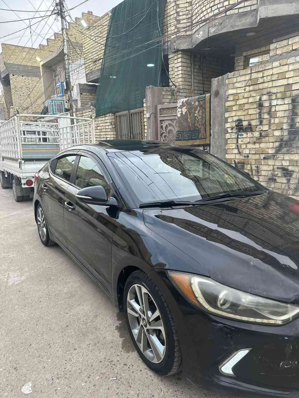 السلام عليكم ورحمه الله وبركاته
اللنتره سوداء 
موديل 2018 
موصفات فول واحد على واحد 
فتحه 
بصمه
كشنات جلد 
توقف ذاتي 
ويل كب 
حادث صبغ دعاميه بنيد ضربه بسيطه بين بايتين بيه صبغ 
السعر 125 بيه شي بسيط 
الاتصال ***********
مكان الامين الثانيه
