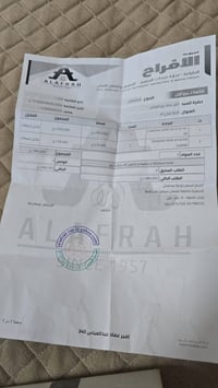 سوني ZV-E10 • شتر١٠٠٠ • كارتون وملحقات