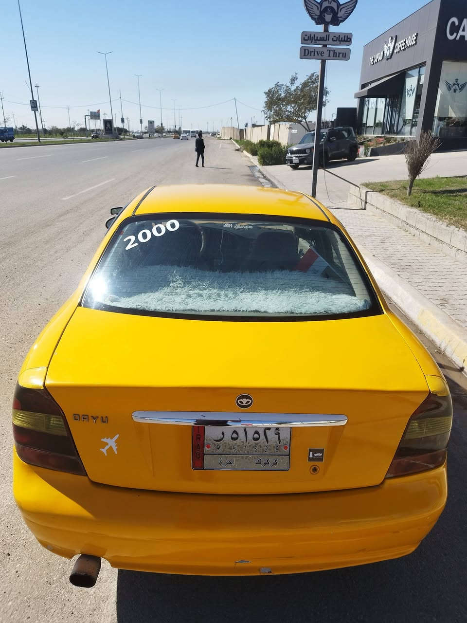 السلام عليكم دايو نوبرا موديل 2000 رقم كركوك بطاقة بانزين بيها نقابة صفر صاحبها موجود بكركرك شرط محرك وگير بلادي مال اوبترا تبريد شرط بس غاز السيارة بس صدرها نص عمر والباقي شرط تايرات جديده كهربائيات كلها شغالة عنوان السيارة كركوك داقوق السعر 35 رقم المبايل ***********
