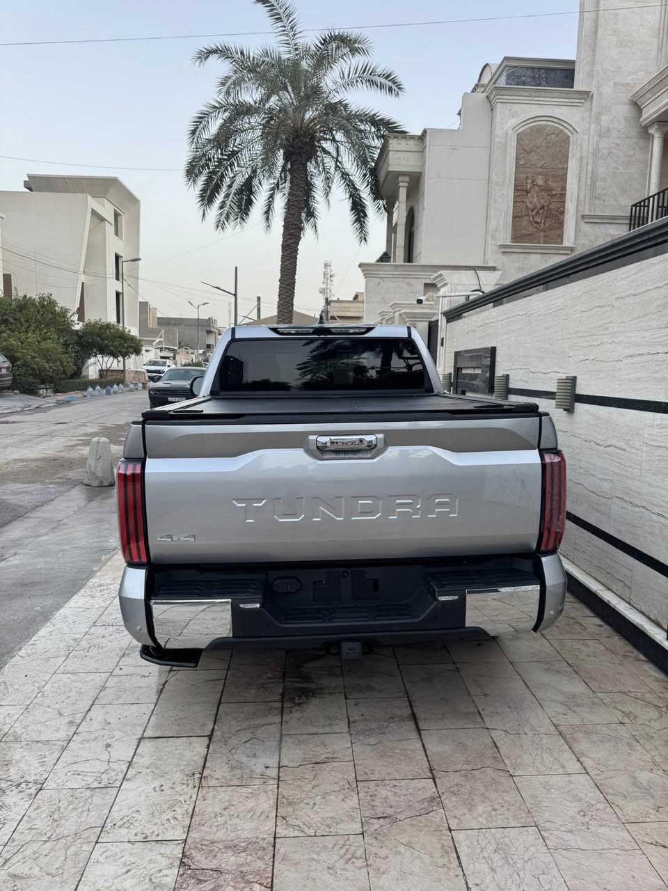 تندرا 2024 هايبرد
بدون  رقم  تتسجل مباشرة باسم المشتري

باسمي  اني مستوردهه

فول مواصفات (اديشن 1794)

بدون ايرباك

داخل مشمشي

بيهه بنيد مبدل مصبوغ 

وقبغ جنطة مبدل اصلي نفس اللون بدون صبغ

السعر  450 ورقة

بيع فقط بدون مراوس

للتواصل وتساب ***********
