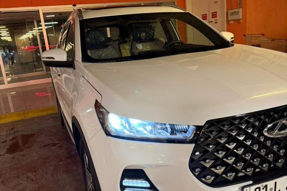 شێرى تيگۆ 7 پرڕو 2022
بێ بۆیاخ و بێ سارد و بێ چاڵ و بێ ته‌رزیه‌
له‌سه‌ر ده‌قی شه‌ریكه‌ ماوه‌ته‌وه‌
سفرى شه ريكه، زەمانى  گێڕ و مه كينه و كاره بايي.
مواسه فات:
مەكينه 15 تۆربۆیه‌
شەغال و بەسمه
سوكان دوگمه
ئوتۆ ستۆپ
 سندوق شەفت
دەرگا لەمس
ئاوێنه و جام ئوتۆ
 كوشنى سايەق كاره بايى
بلوتوس
پانۆراما
كاميراى 360
 دژە  خليسك
 تايه حساس
پشت و پيش حساس
حساسی برێك
شاشه ئايپاد
 تەبريد مەركه زى
 شاشەى ته بريد لەمس
 ئاوێنه خه وتوو... 
 تەحديد سورعه
كوشن جلد
٤ ساڵ زه‌مانی شه‌ریه‌كه‌ ماوه‌
لايت كامل وزينون ،زوّر مواسه فاتى تريش
٤٨ هەزار كم رۆشتوه
سەیارەکە و بەناوى خۆمه، تەحويل و وەكاله بەشەرت .
تێبنی سه‌یاره‌كه‌ ٢٠٢٢ به‌ڵام ٢٠٢٣ له‌ شه‌ركه‌ ده‌ركراوه‌ 

سـعـر : لە کۆمێنت داوابکە ڕاستەوخۆ بۆت دێت 📥 

گێر و مەکیەنەی بەشەرت 
هیچ کێشەیەکی تێدا نییە 

ژمارەی خاوەنەکەی 
***********
